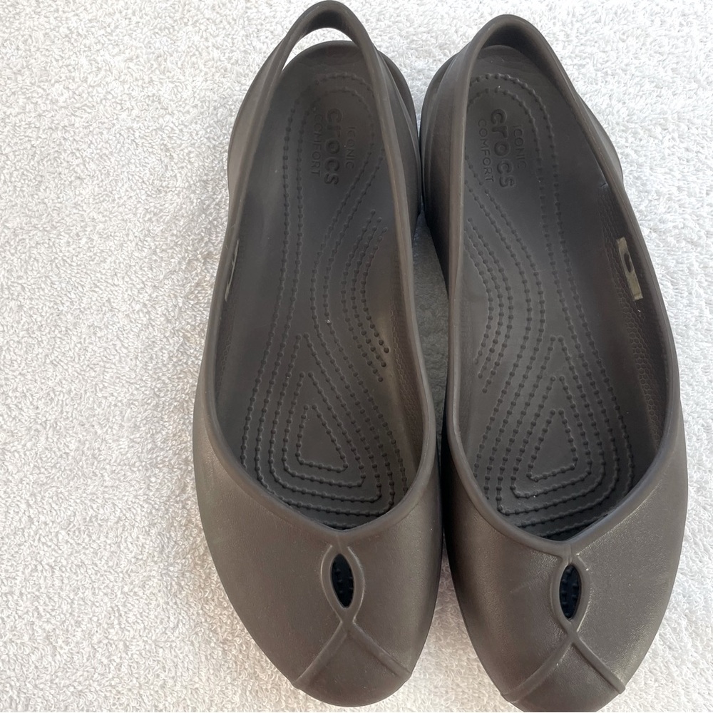 Crocs—Women’s Kadee—Brown SlingBack Flats—Size 9